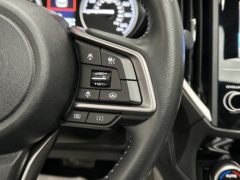 Used 2024 Subaru Forester Premium image 28