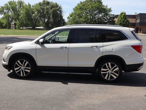 Used 2016 Honda Pilot Touring image 9