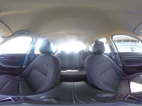 Used 2025 Nissan Altima 2.5 SV image 42