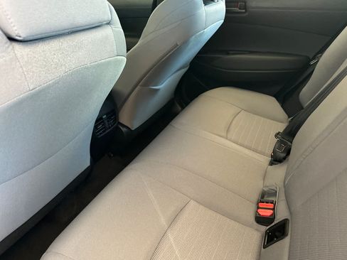 Used 2025 Toyota Corolla Cross AWD Hybrid image 12