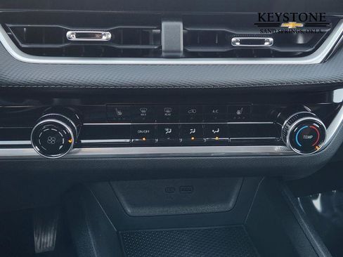 New 2026 Chevrolet Equinox LT image 20