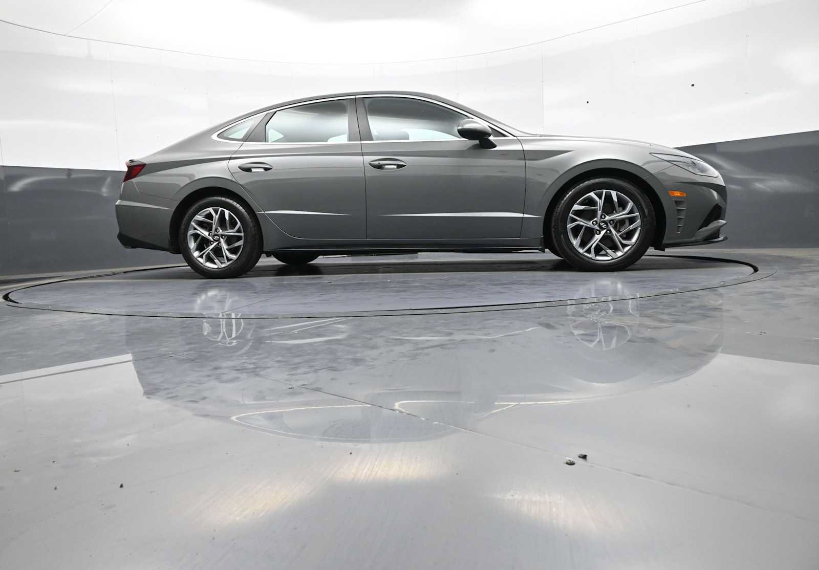 Used 2021 Hyundai Sonata SEL w/ Winter Weather Package FWD image 28