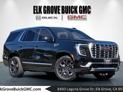 New 2026 GMC Yukon Denali w/ Sun & Power Step Package