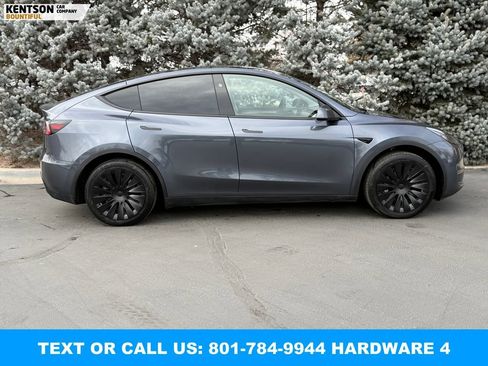 Used 2023 Tesla Model Y Long Range image 9