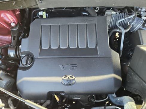 Used 2016 Toyota Highlander XLE FWD image 9