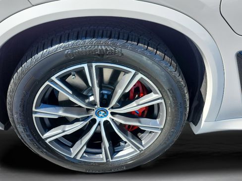 Certified 2024 BMW X5 xDrive50e w/ M Sport Package image 42