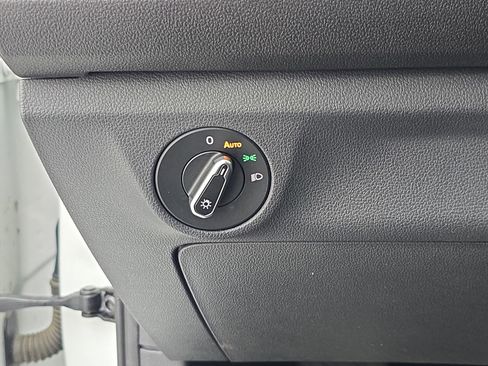 Certified 2024 Volkswagen Jetta S image 23