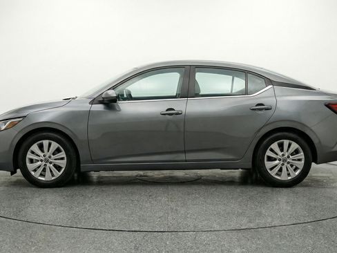 Used 2025 Nissan Sentra S FWD image 5