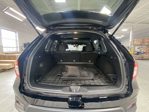 Used 2025 Honda Passport TrailSport image 35