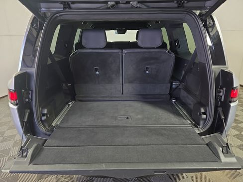 Used 2024 Rivian R1S Adventure AWD/4WD image 15
