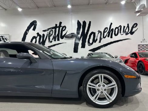 Used 2009 Chevrolet Corvette Coupe w/ Preferred Equipment Group image 5
