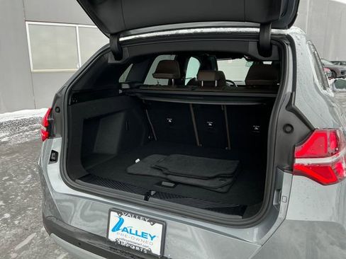 Used 2025 BMW X3 xDrive30i w/ Premium Package image 17