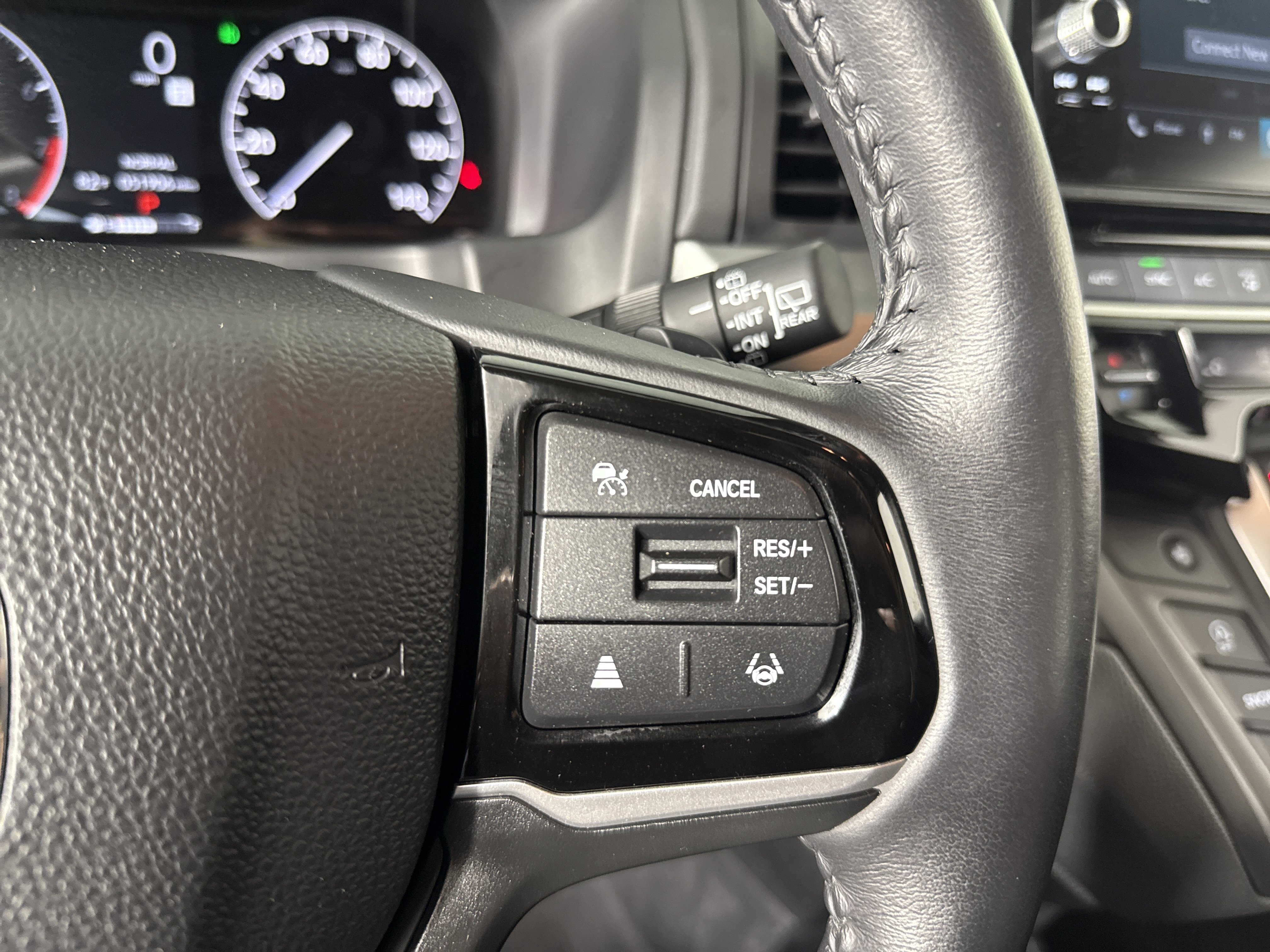 Used 2025 Honda Odyssey EX-L image 27