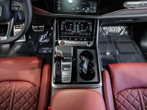 Used 2025 Audi SQ7 Prestige image 29
