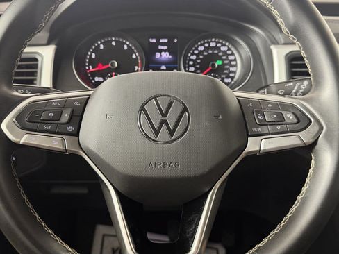 Used 2021 Volkswagen Atlas Cross Sport SE FWD image 15