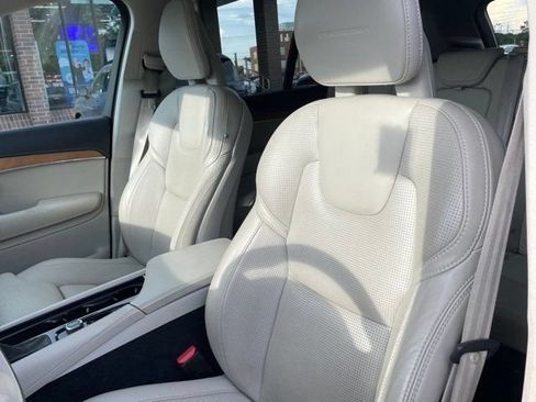 Used 2018 Volvo XC90 T6 Inscription w/ Convenience Package AWD/4WD image 10