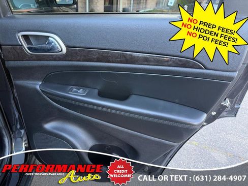 Used 2013 Jeep Grand Cherokee Laredo AWD/4WD image 26