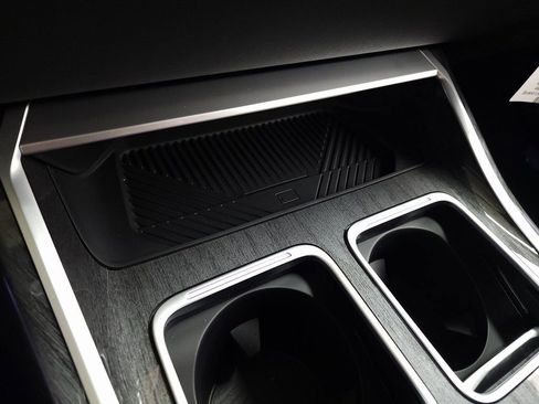 Used 2023 BMW 760i xDrive image 35