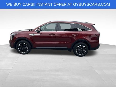 Used 2025 Kia Sorento S AWD/4WD image 3