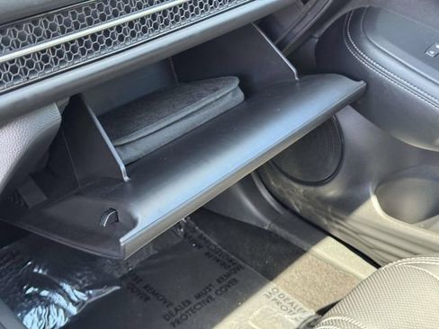 Certified 2025 Honda HR-V EX-L image 31