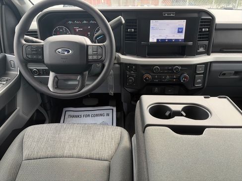 New 2026 Ford F250 XLT w/ FX4 Off-Road Package AWD/4WD image 7