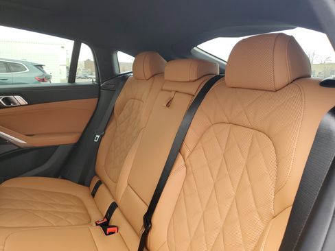 Certified 2026 BMW X6 xDrive40i w/ Climate Comfort Package image 24