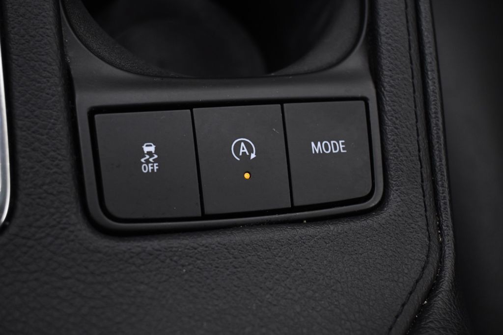 Used 2019 Cadillac XT4 Sport w/ Cold Weather Package AWD/4WD image 33