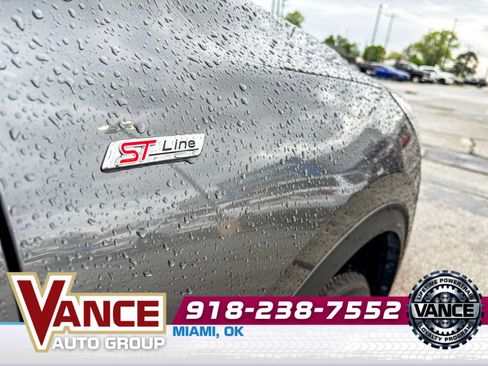 Used 2025 Ford Escape ST-Line AWD/4WD image 9