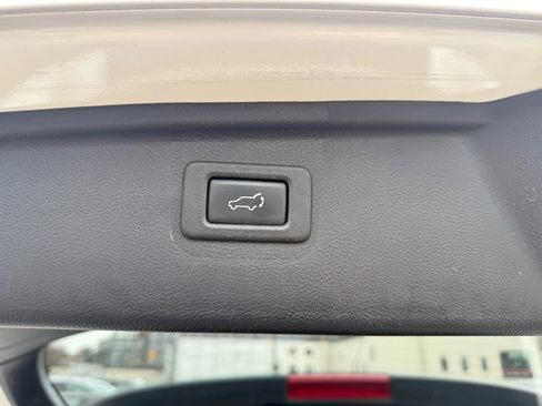 Used 2016 Subaru Outback 2.5i Limited image 24