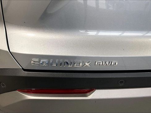Used 2025 Chevrolet Equinox LT AWD/4WD image 28