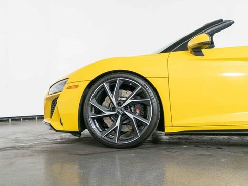 Used 2021 Audi R8 V10 image 12