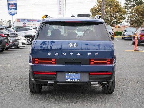 Used 2025 Hyundai Santa Fe SEL FWD image 8