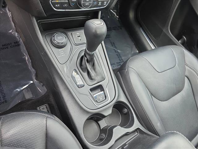 Used 2020 Jeep Cherokee High Altitude AWD/4WD image 25