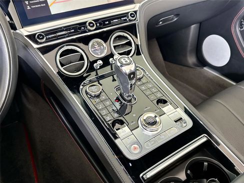 Used 2024 Bentley Continental GT V8 AWD/4WD image 22