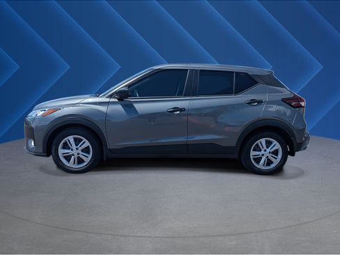Used 2025 Nissan Kicks Play S FWD image 6