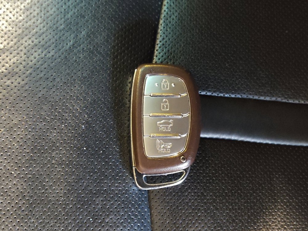 Used 2019 Hyundai Sonata Limited w/ Ultimate Package 04 FWD image 32