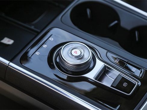 New 2026 Kia Carnival EX image 21