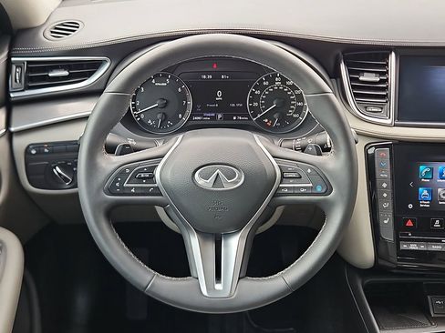 Used 2023 INFINITI QX50 Luxe image 30