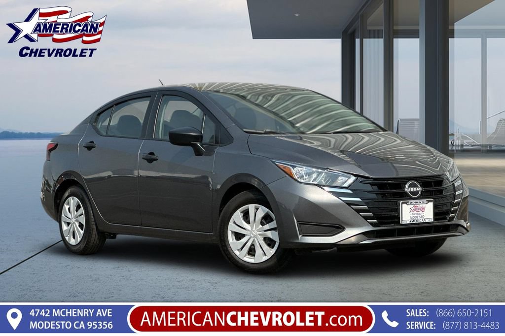 Used 2024 Nissan Versa S FWD image 1