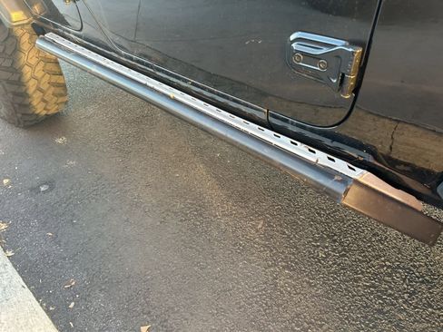 Used 2021 Jeep Wrangler Unlimited Rubicon 4xe image 32