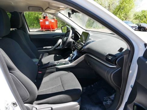 Used 2023 Mitsubishi Eclipse Cross LE AWD/4WD image 8
