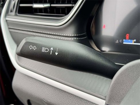 New 2025 Jeep Grand Cherokee Altitude image 12