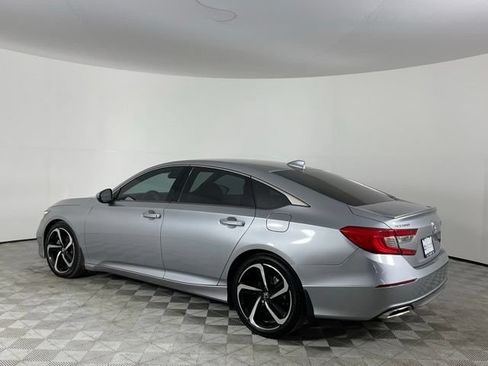 Used 2018 Honda Accord Sport image 7