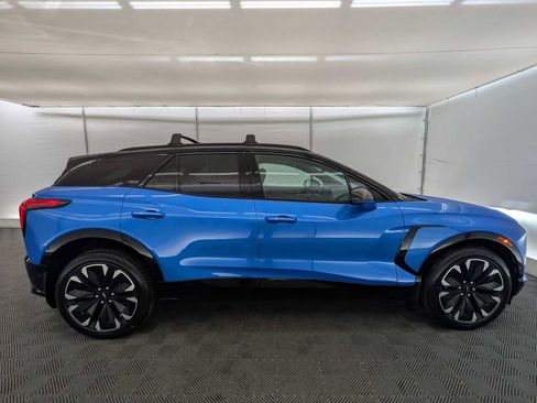 New 2026 Chevrolet Blazer EV RS image 7