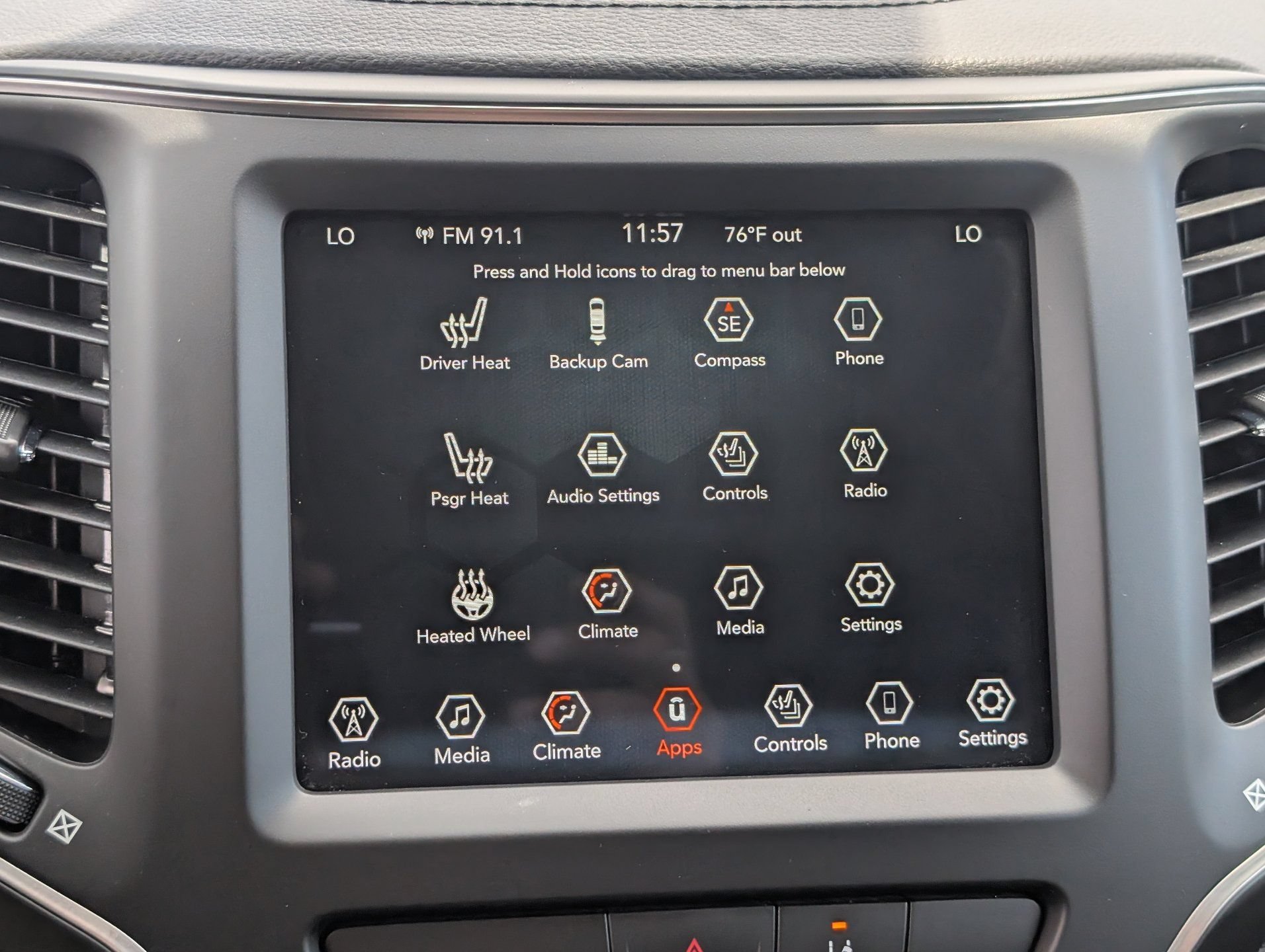 Used 2022 Jeep Cherokee Latitude Lux w/ Sun & Sound Group FWD image 22