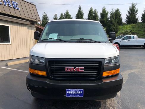 Used 2023 GMC Savana 2500 Extended w/ Driver Convenience Package RWD image 9