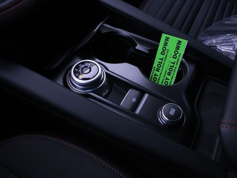 New 2026 Ford Explorer ST-Line w/ ST-Line Street Pack AWD/4WD image 19