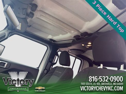 Used 2023 Jeep Gladiator Overland image 35