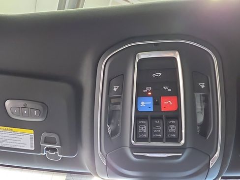 New 2026 Jeep Grand Cherokee Limited w/ Limited Altitude Package image 29