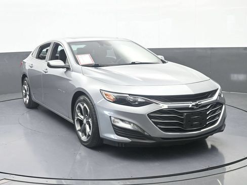 Used 2024 Chevrolet Malibu LT FWD image 9